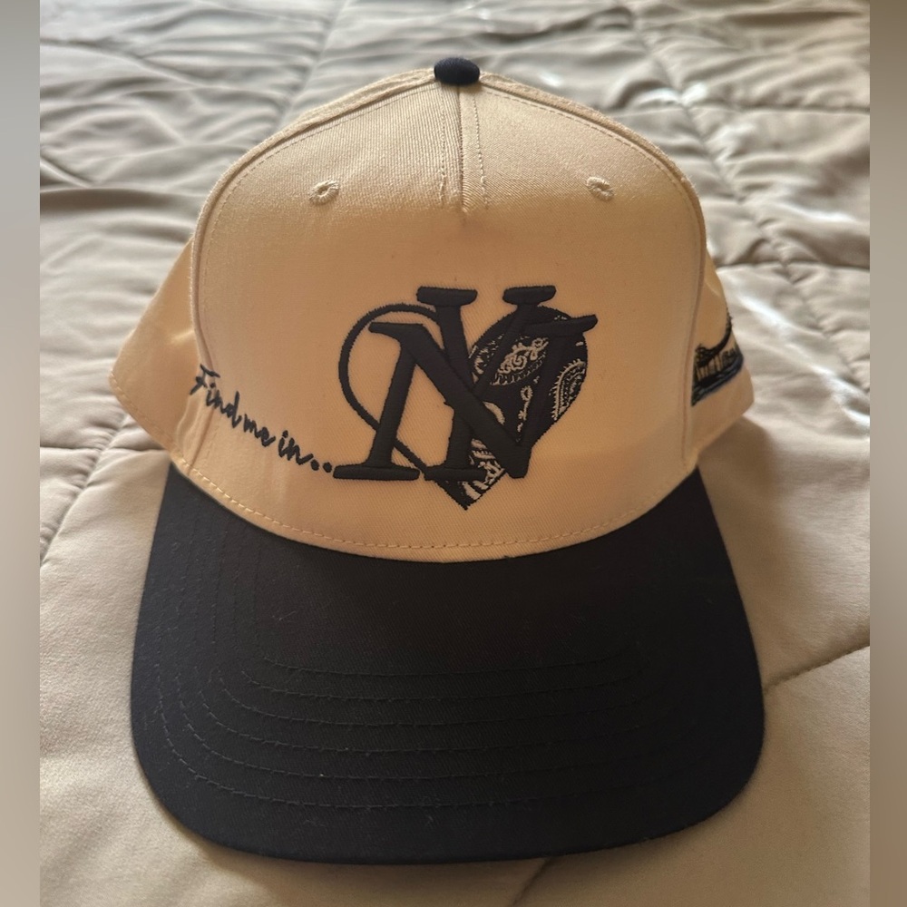 LLovesick Find Me in NY hat!!